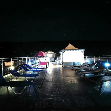 Blue Dream Deluxe Maisonette Apartment Balchik