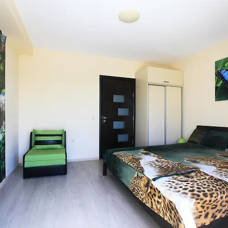 Blue Dream Deluxe Maisonette Apartment *